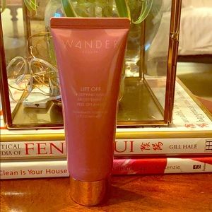 Wander Beauty peel off mask